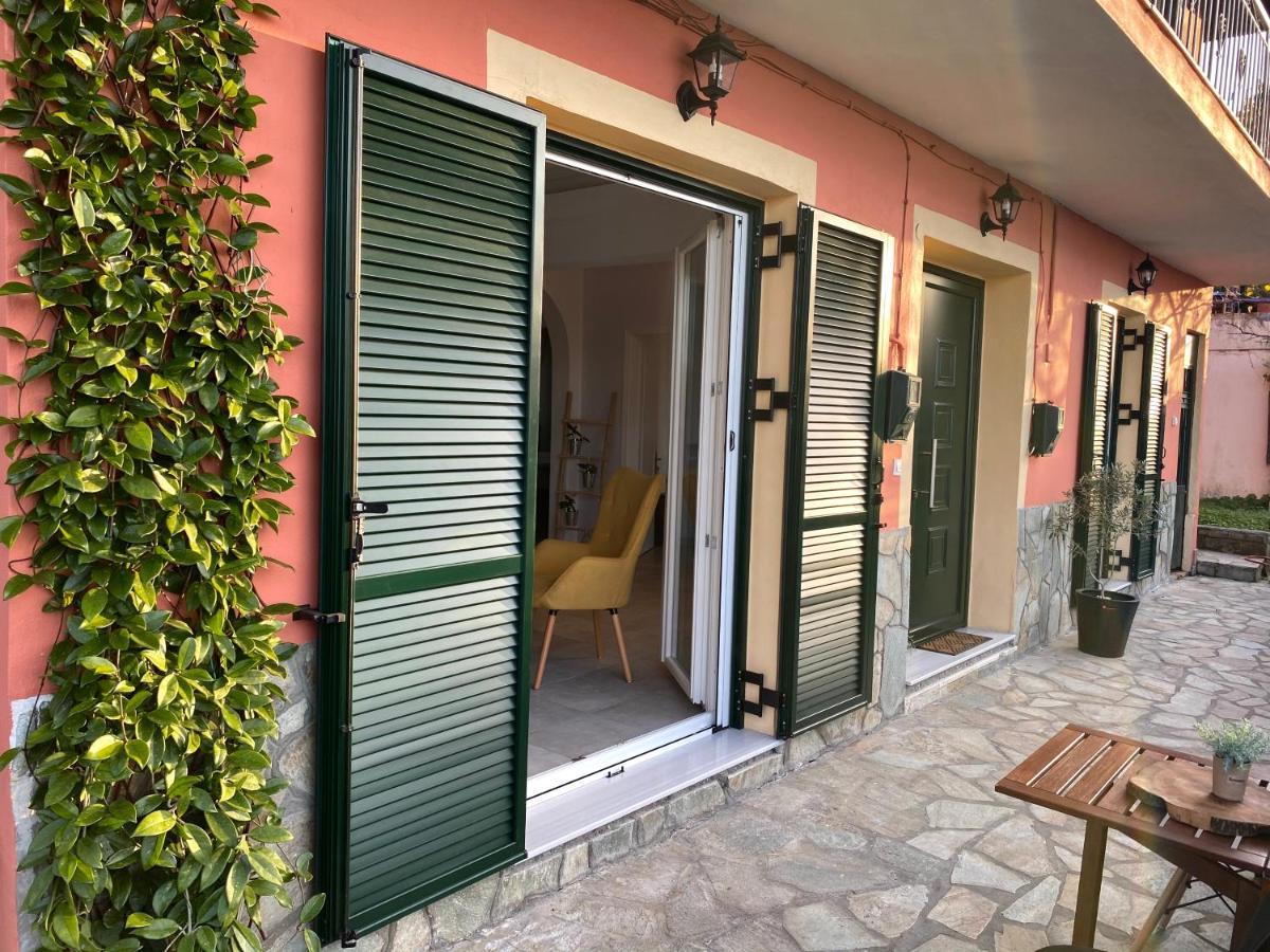Coralli Pentati 2 "Dimitris Apartments" Exteriér fotografie